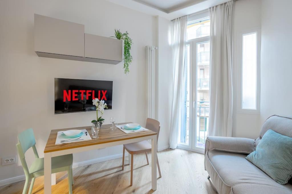 Duomo-Fiera Mi Master Suite Design Wifi+Netflix Milan Exterior photo