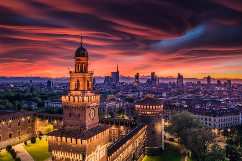 Duomo-Fiera Mi Master Suite Design Wifi+Netflix Milan Exterior photo