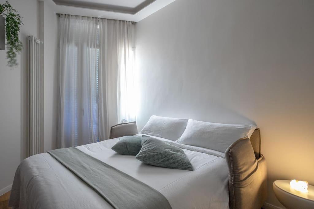 Duomo-Fiera Mi Master Suite Design Wifi+Netflix Milan Exterior photo